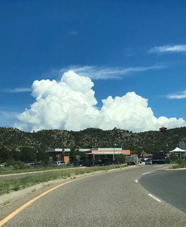 Bed and Breakfast Pet Friendly Pinon Heaven Canada de los Alamos Exterior foto